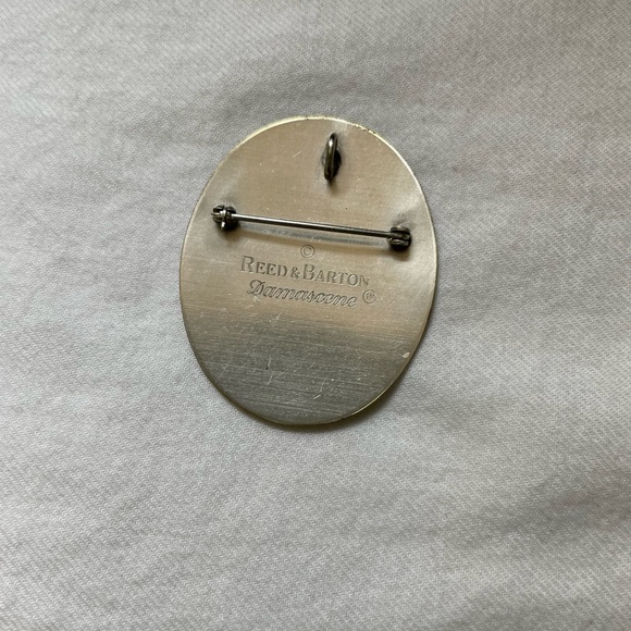 Rare Vintage Reed & Barton Damascene Cuff and Pin/Pendant Set - Picture 5 of 8